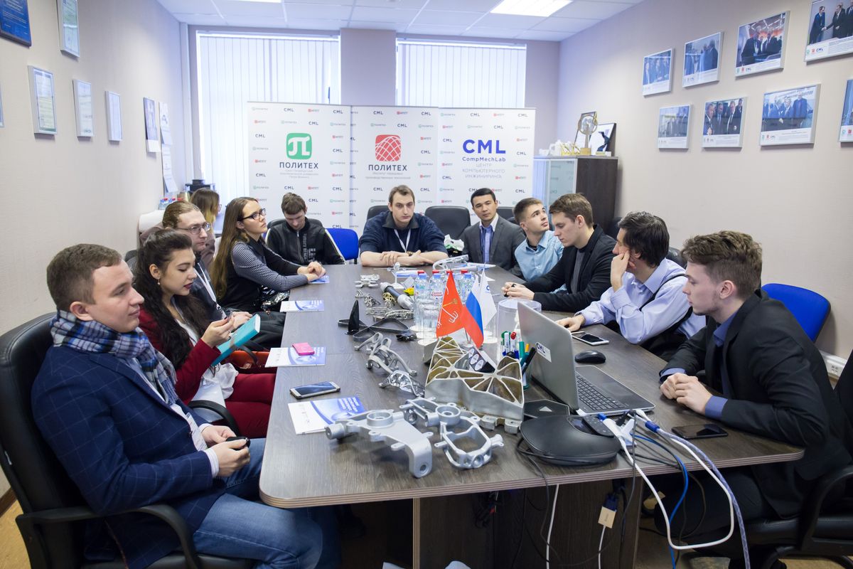 <p>Участники Зимней школы ИППТ СПбПУ посетили Инжиниринговый центр CompMechLab СПбПУ</p>