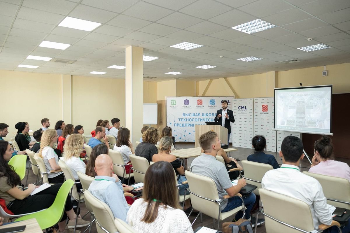 В ИППТ СПбПУ стартовала образовательная программа для иностранных студентов «Предпринимательство и технологическое лидерство»